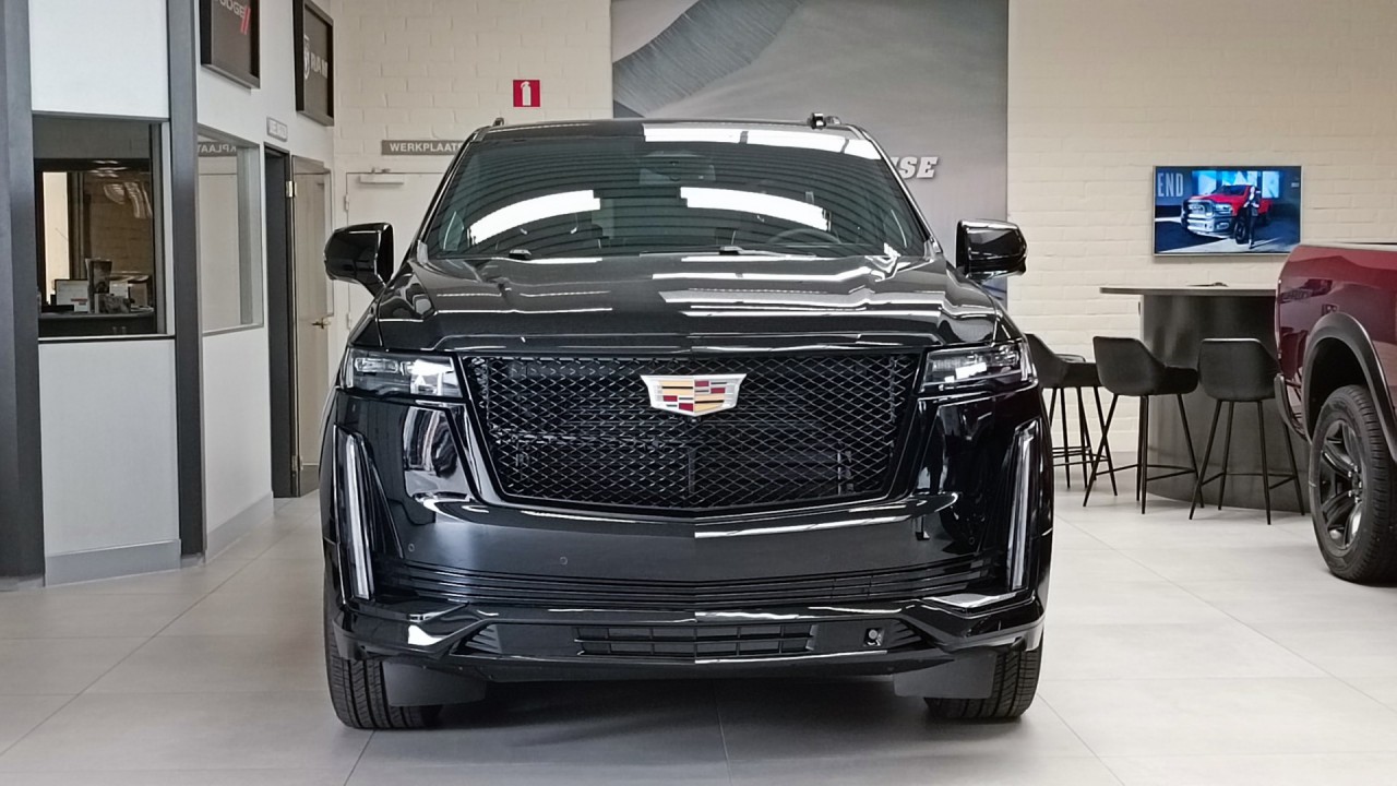 CADILLAC ESCALADE ESV 6.2 V8